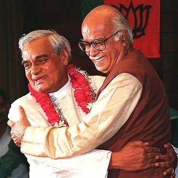 विवादित ढांचा विध्वंस केस में आडवाणी, जोशी, उमा भारती समेत सभी आरोपी बरी